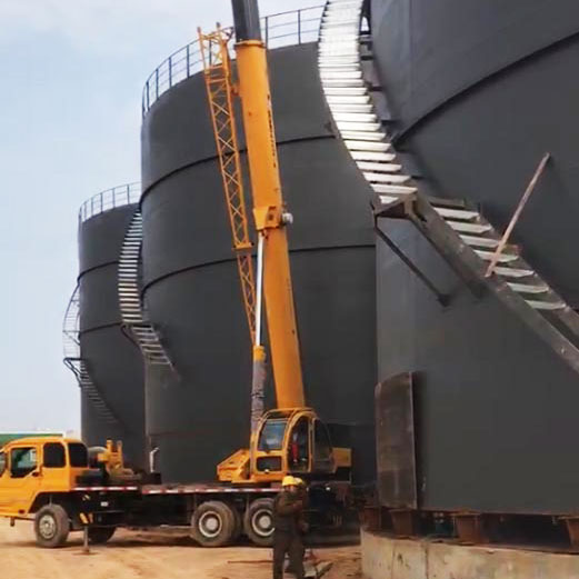 100吨-3万吨大型立式储罐工程